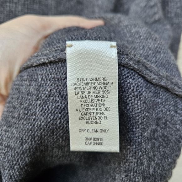 Juicy Couture gray cashmere merino wool blend 3/4 sleeve sweater JC monogram XL - Picture 4 of 4